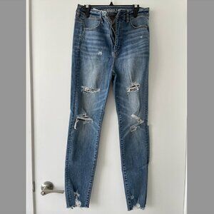 American Eagle Ripped Skinny Jeans - size US 10
